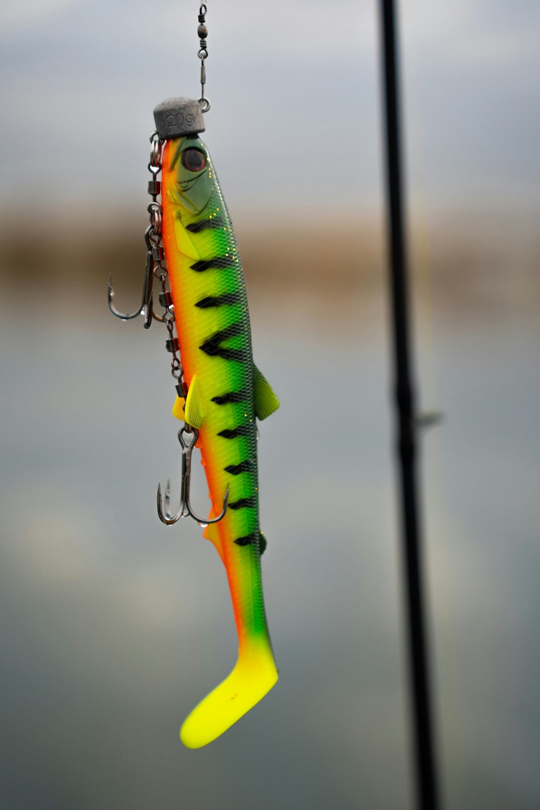 Abborfarget softbait-jigg for gjeddefiske